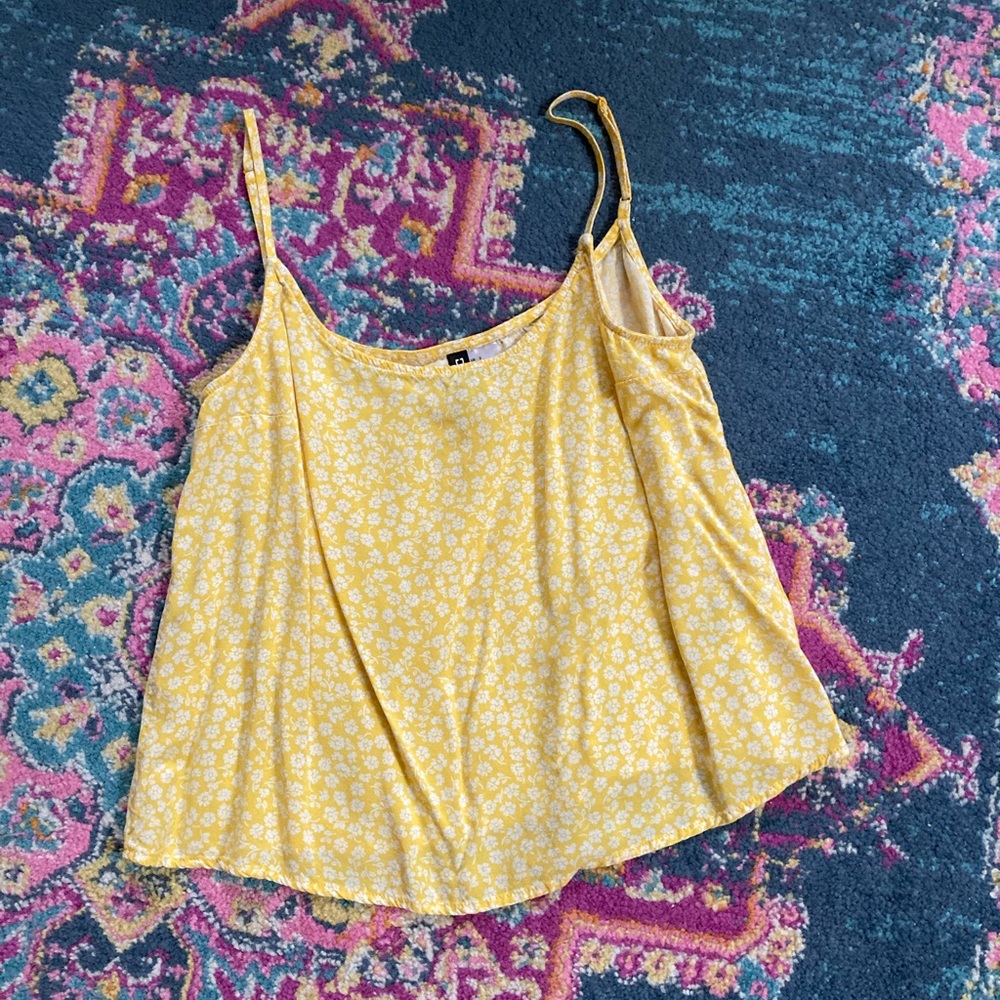 H & M yellow flower top